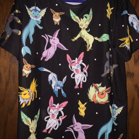 Like new Blackmilk Eevee Evolution Oversized Short Sleeve Top large Pokémon - Picture 5 of 7